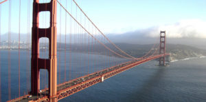  Один из самых знаменитых мостов в мире - мост "Золотые Ворота", Сан-Франциско, США.