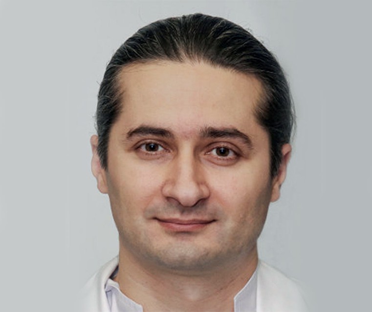 Главный врач Центра диагностики и хирургии глаза Джассер Дорошенко. 